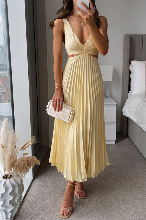 Caroline - Elegant V-Neck Pleated Skirt Dress for Women