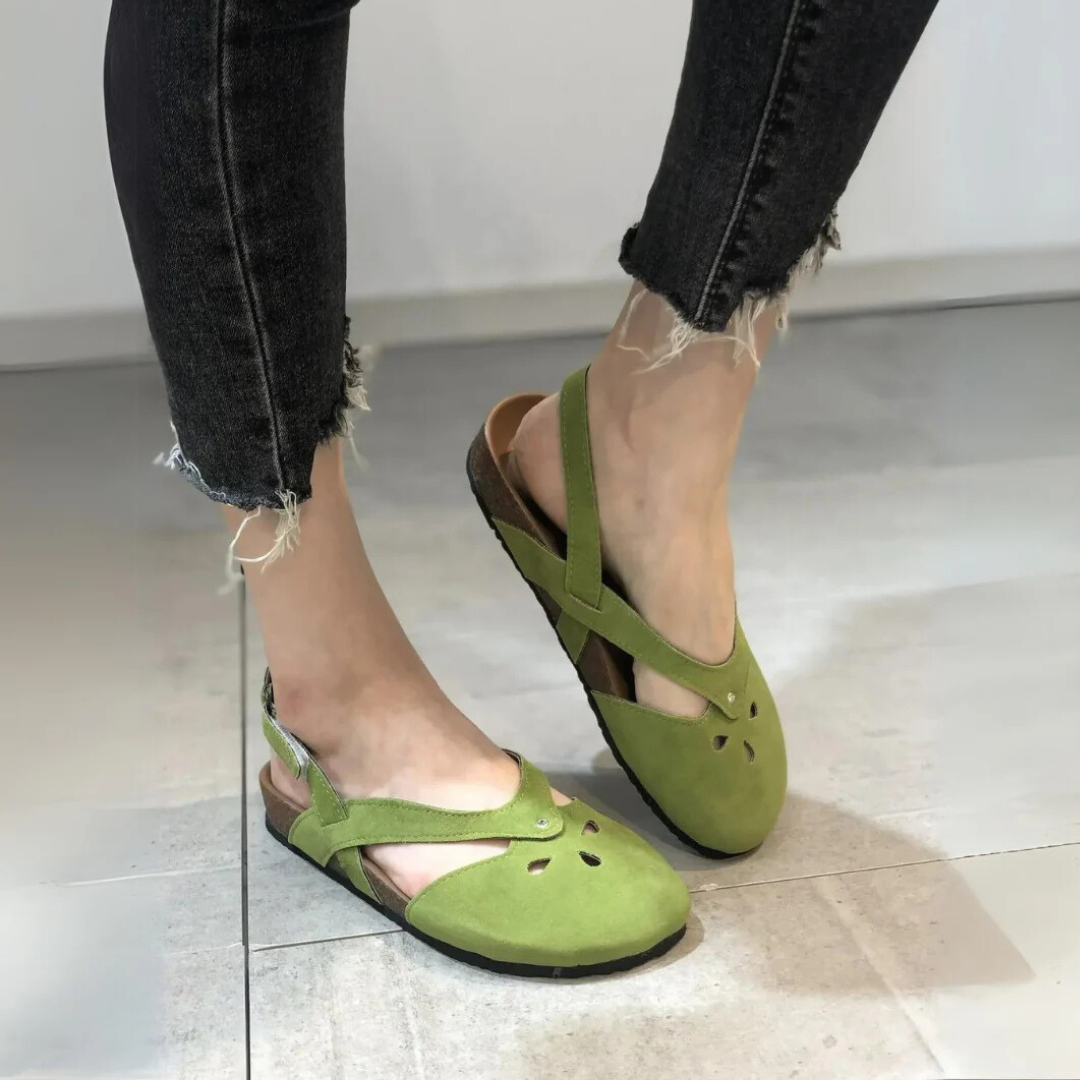 Maya - Closed-Toe Slingback Sandals