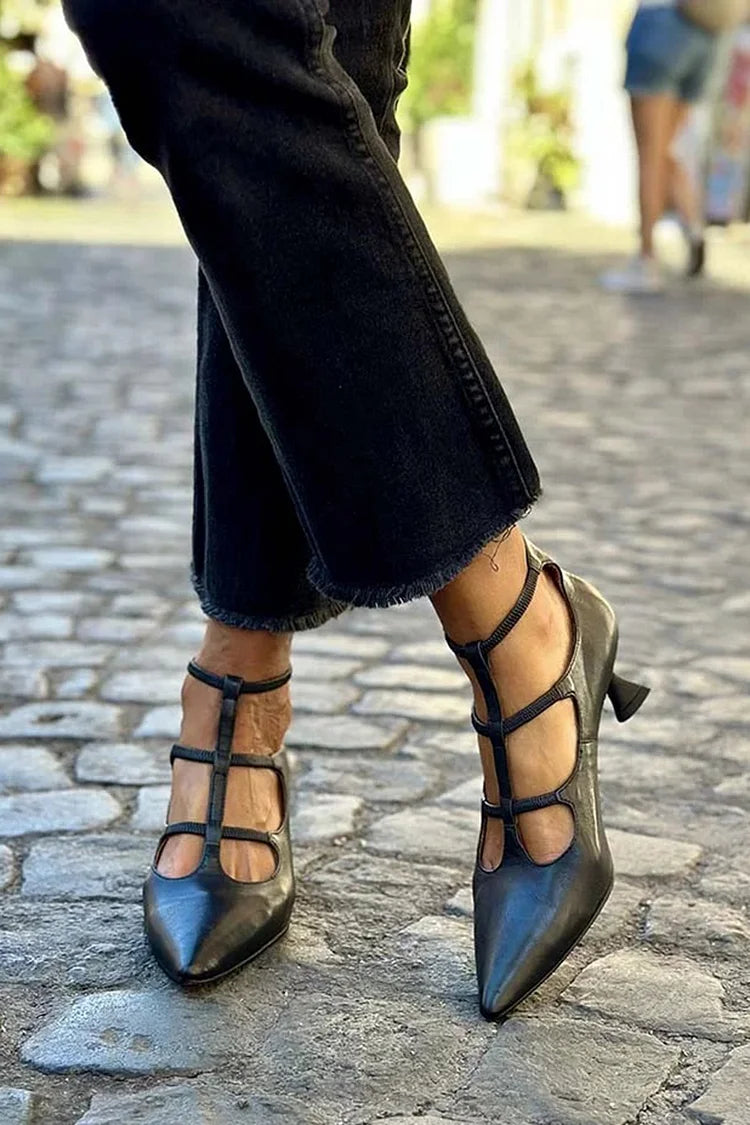 Briella - Elegant Pumps With Straps