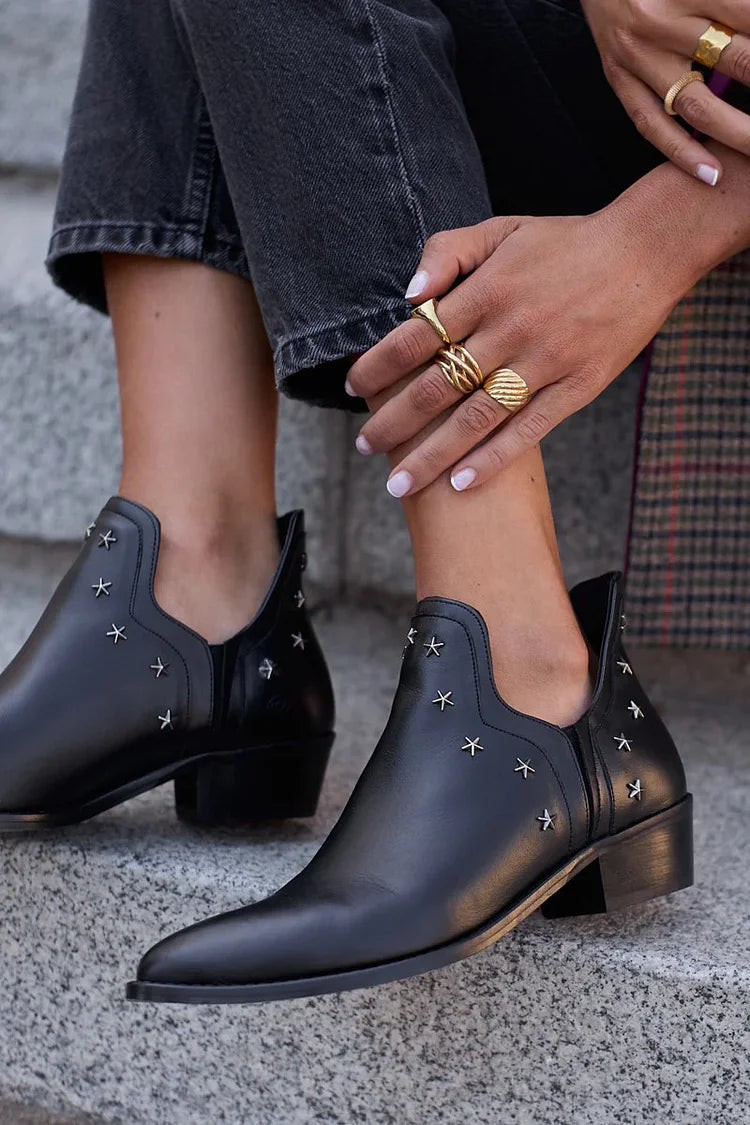 VIELLA | ANKLE BOOT WITH STAR DETAILS