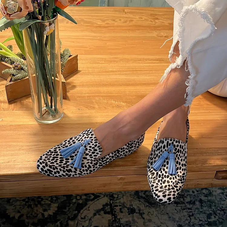 VIELLA | SPOTTED LOAFERS WITH BLUE TASSEL