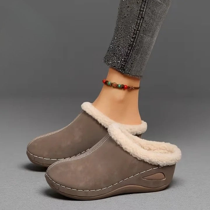 Nova™ – Fleece-Lined Slip-On Sandals