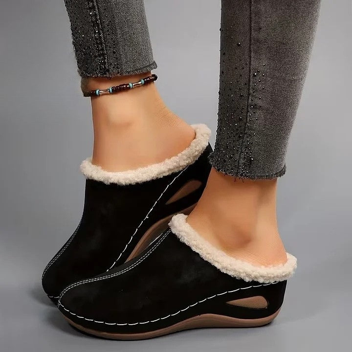 Nova™ – Fleece-Lined Slip-On Sandals
