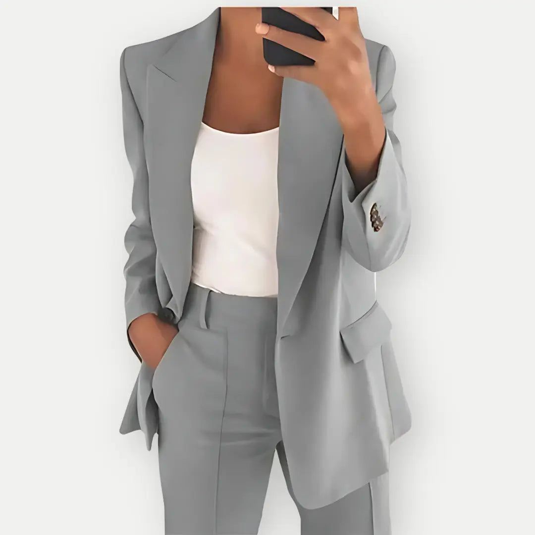 Beth - Two-Piece Suit