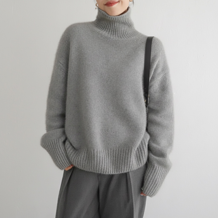 Amaya | Luxe Cashmere Turtleneck Sweater